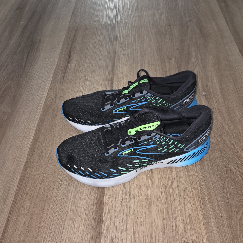 Brooks Men's Black and Blue Running Shoes